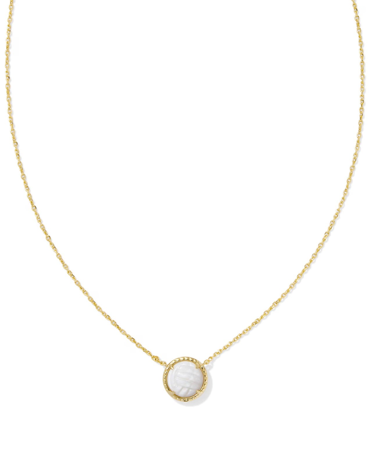 Gold Circle Pearl Pendant Necklace